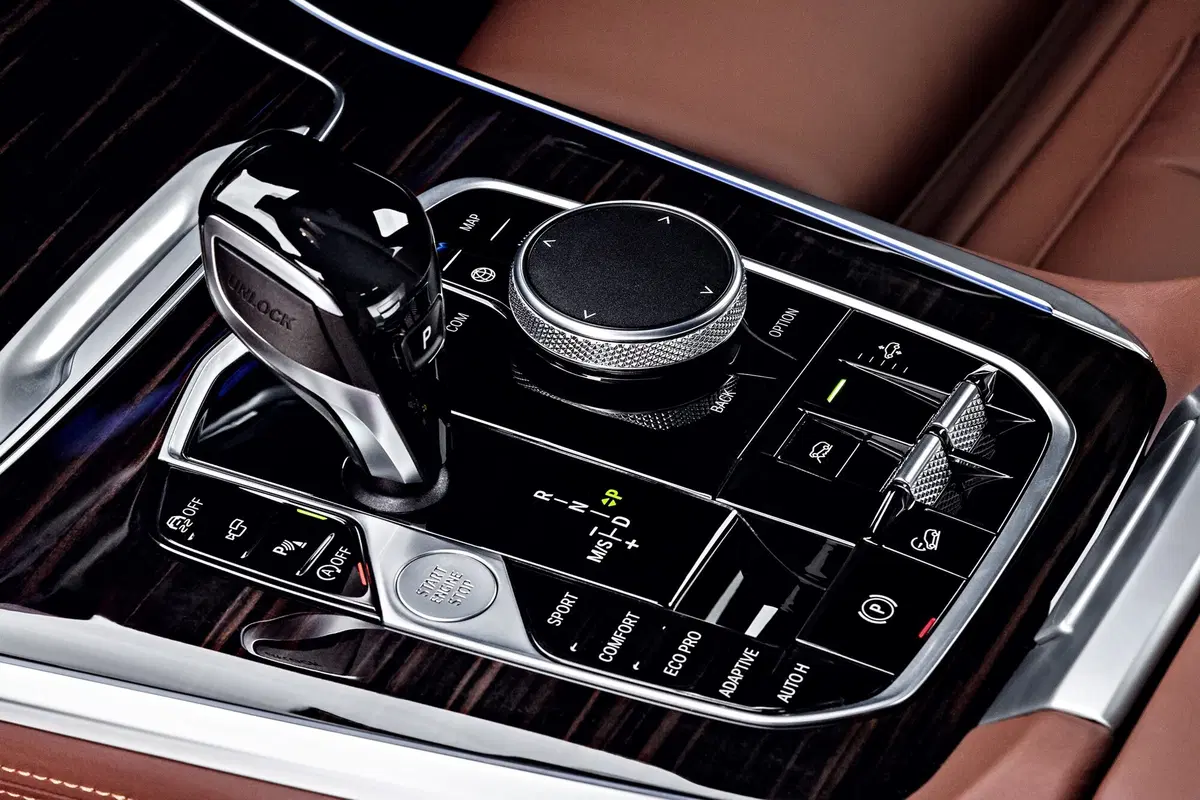 BMW X5: video, foto e dati della 4^ generazione del SUV di Monaco (6)