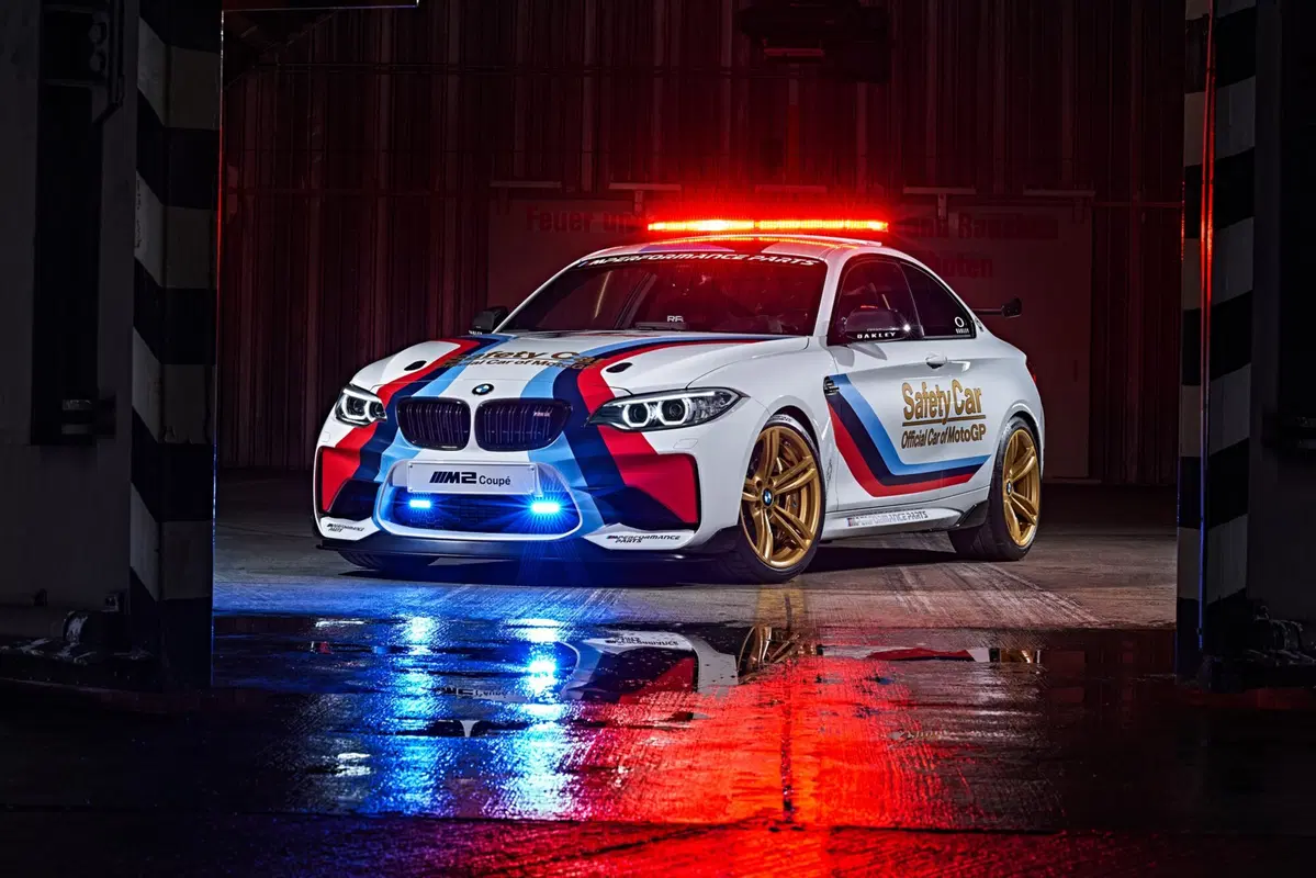 BMW M2, la nuova Safety-car della MotoGP (27)
