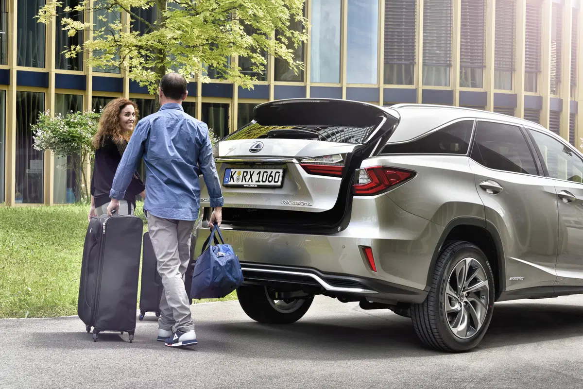 Lexus RX L, il SUV giapponese diventa a 7 posti [Video] (10)