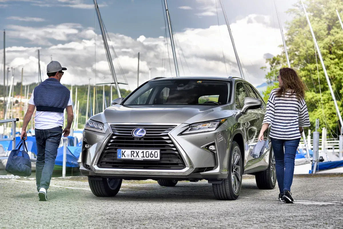 Lexus RX L, il SUV giapponese diventa a 7 posti [Video] (21)