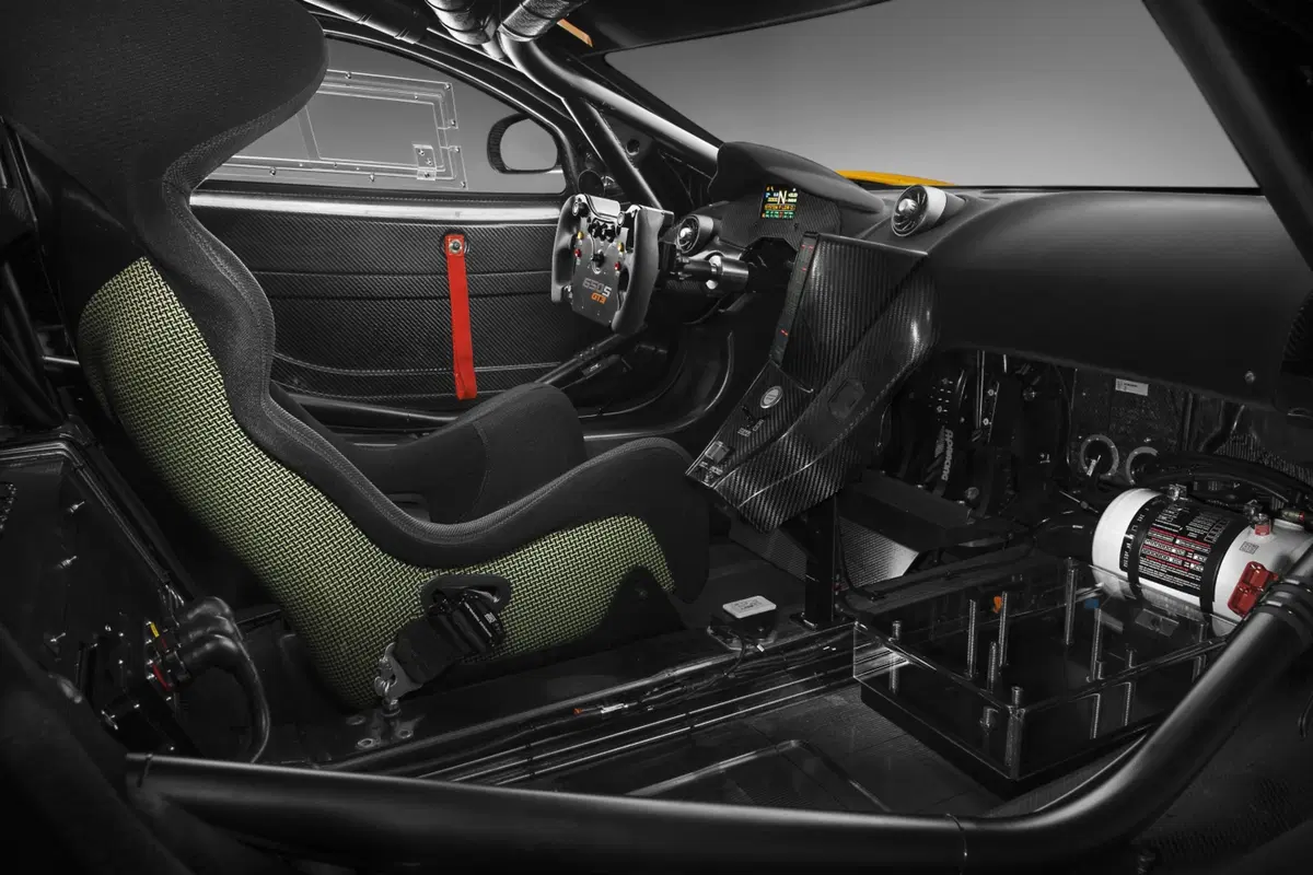 McLaren 650S GT3, a Ginevra la versione 2016 (7)