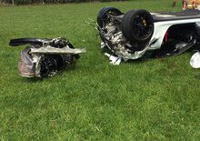 Porsche 911 GT3 RS, mega crash sull’isola di Man [Foto]