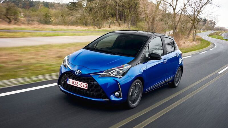 Toyota, al via Hybrid School, corsi di guida gratuiti per i clienti