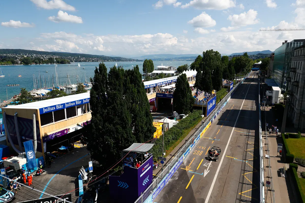 Formula E, ePrix di Zurigo: vince Di Grassi (17)