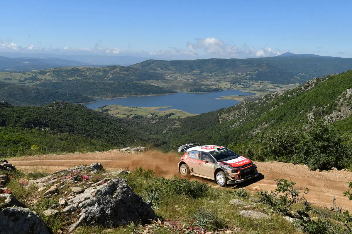 WRC18 Italia Sardegna. Neuville e Hyundai verso l’Infinito e oltre! (8)