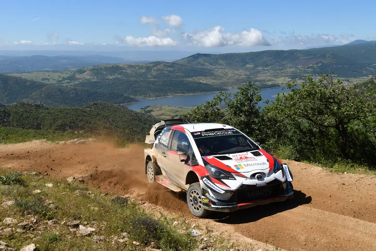 WRC18 Italia Sardegna. Neuville e Hyundai verso l’Infinito e oltre! (13)