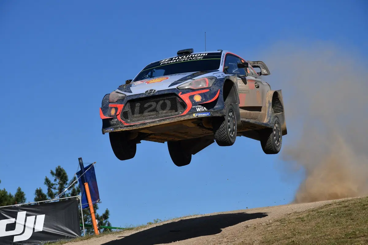 WRC18 Italia Sardegna. Neuville e Hyundai verso l’Infinito e oltre! (15)