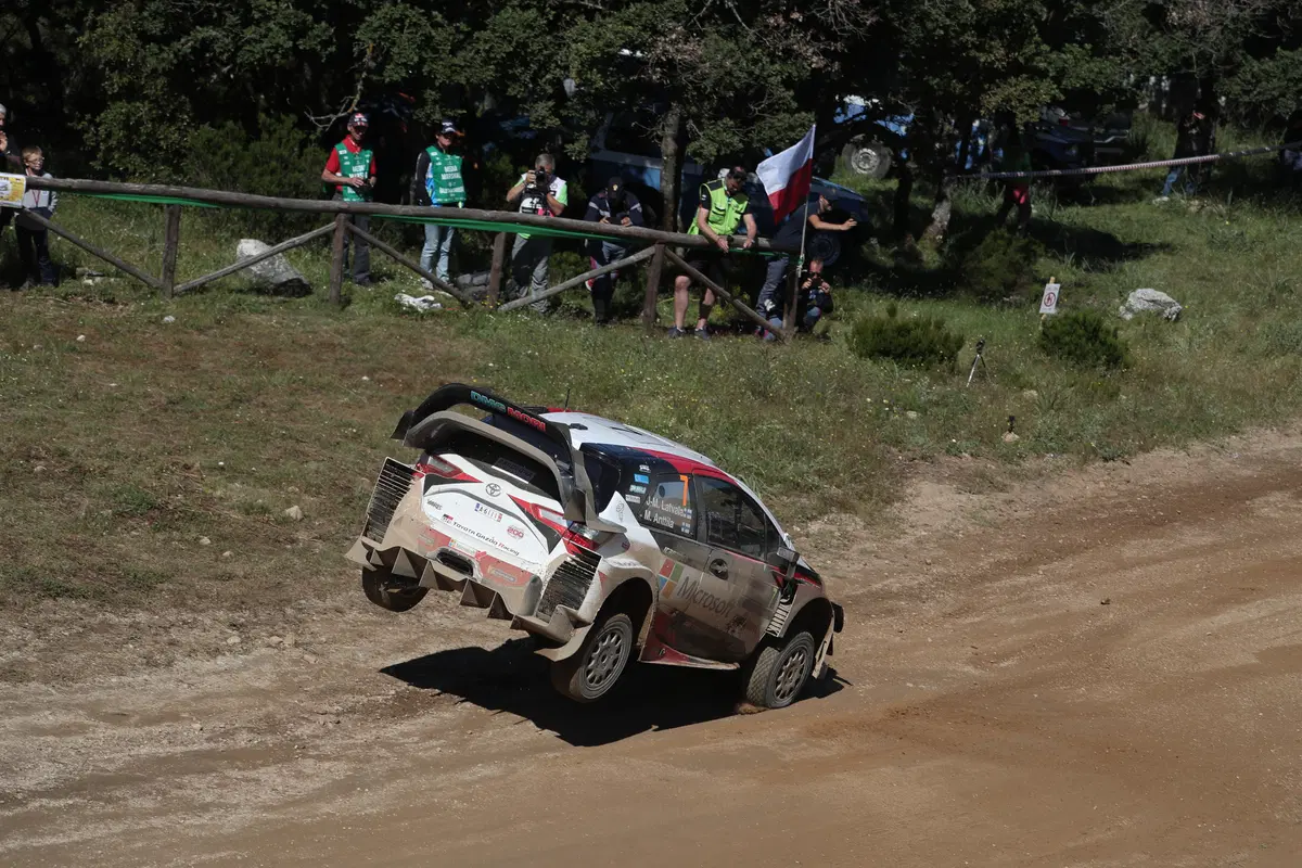 WRC18 Italia Sardegna. Neuville e Hyundai verso l’Infinito e oltre! (38)
