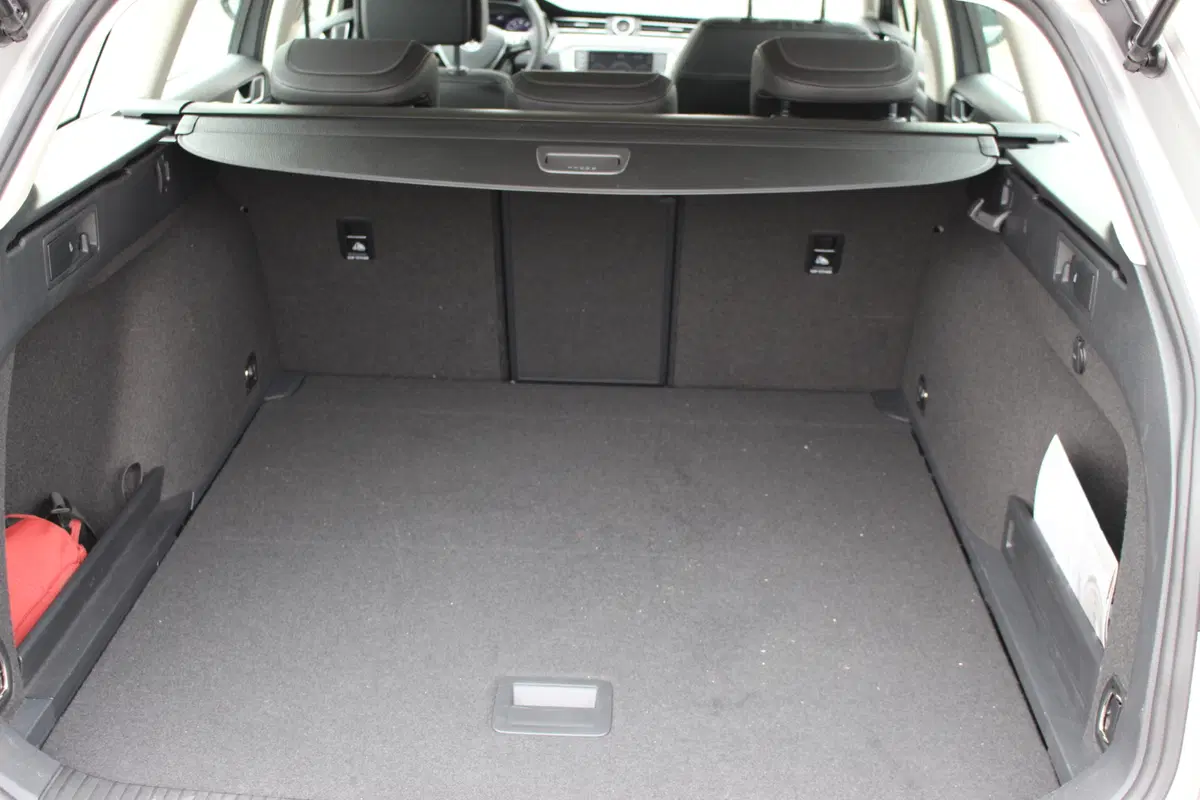 Volkswagen Passata AllTrack | AMboxing (14)