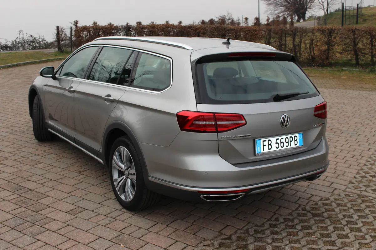Volkswagen Passata AllTrack | AMboxing (32)