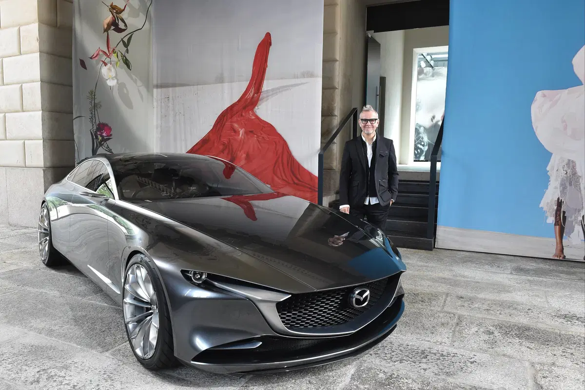 Mazda Vision Coupé a Milano, con il nuovo stile artistico della Casa giapponese [video] (3)