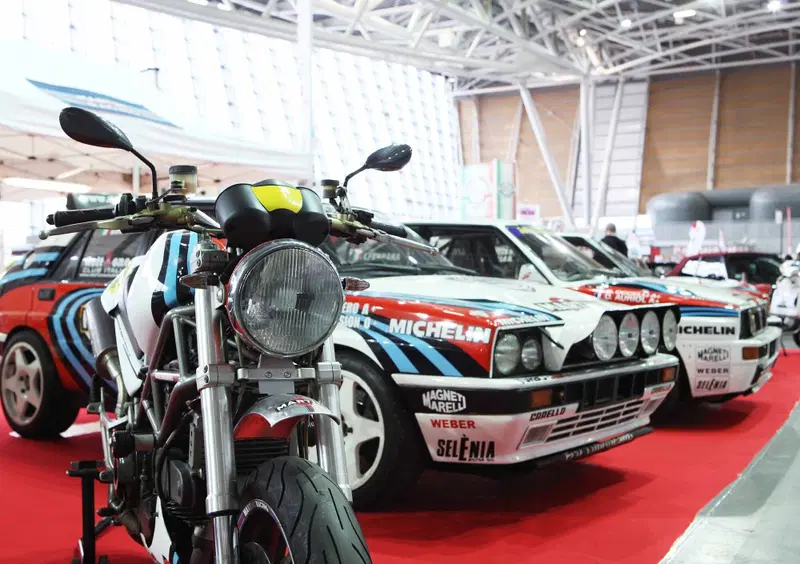 Automotoretr&ograve; mette d'accordo appassionati di auto e moto