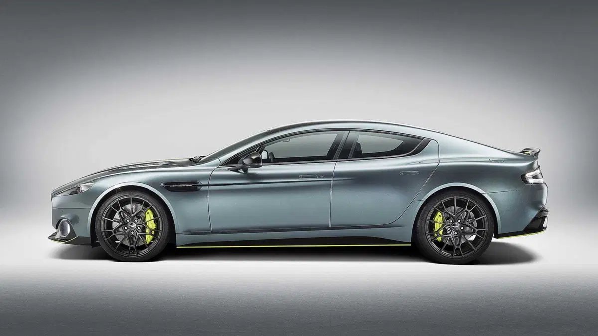 Aston Martin Rapide AMR, la serie limitata da 600 CV (7)