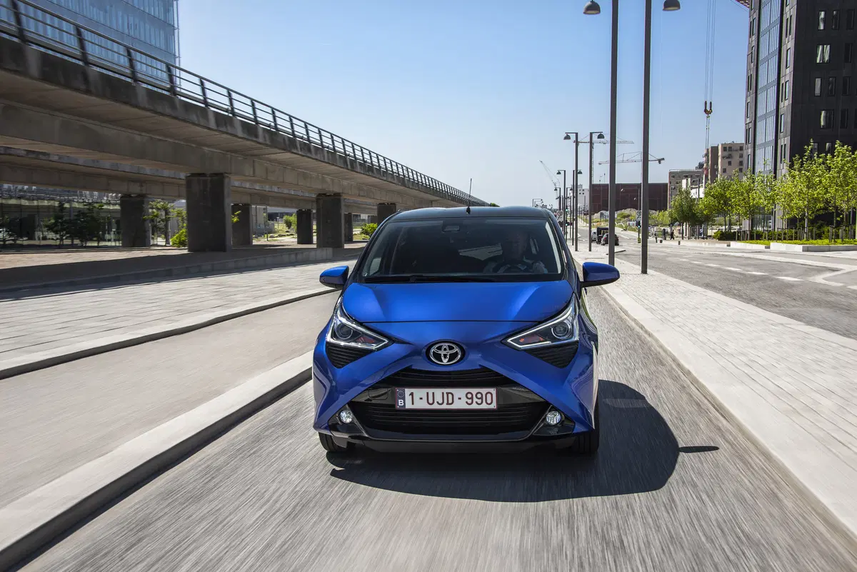 Toyota Aygo restyling 2018 | la citycar aggiorna il look e il motore (12)