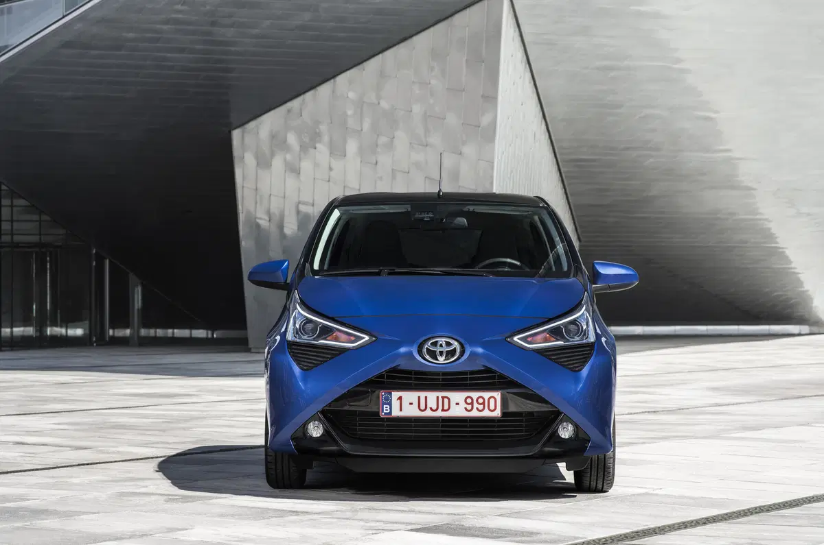 Toyota Aygo restyling 2018 | la citycar aggiorna il look e il motore (13)