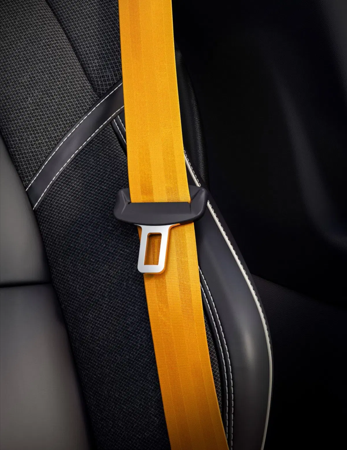 Volvo S60, arriva il kit Polestar Engineered (5)