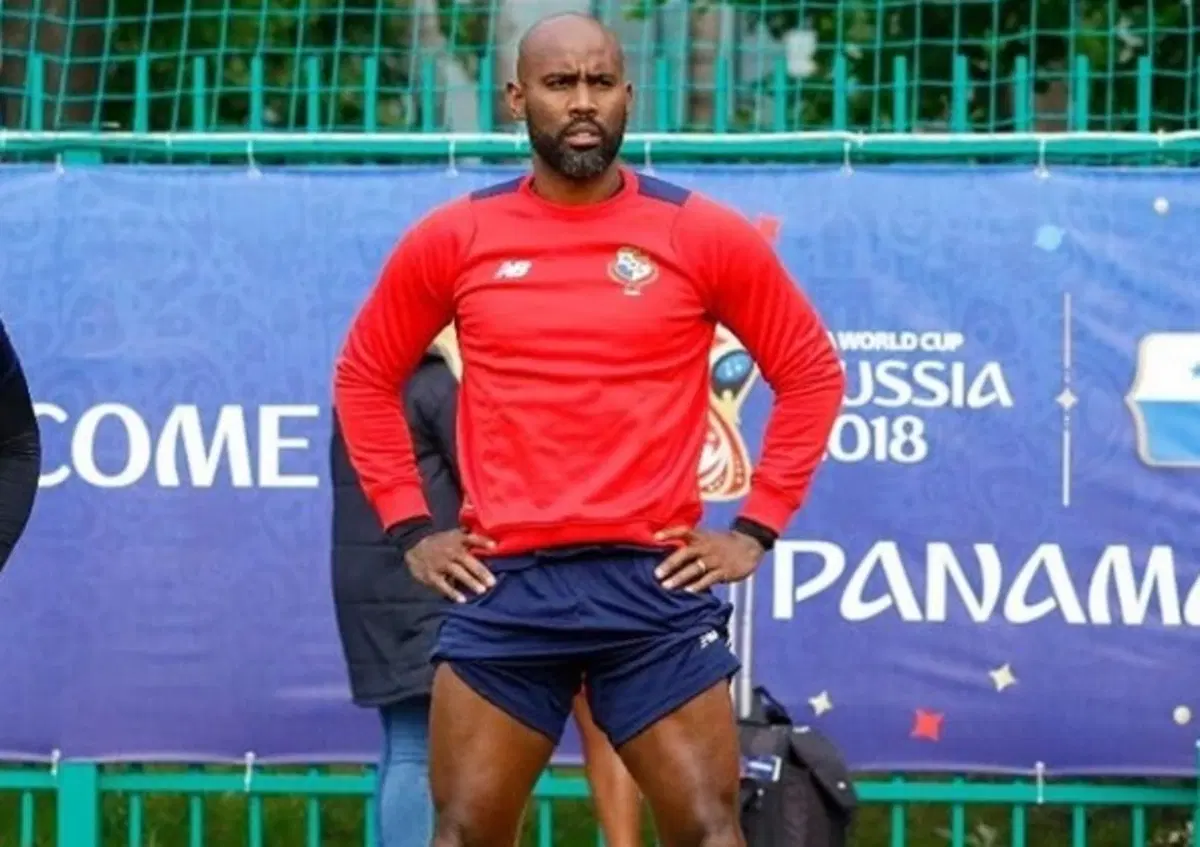 &laquo;Auto usata vendesi. Sono al Mondiale, contattatemi&raquo;. L'annuncio di Felipe Baloy fa sorridere il web
