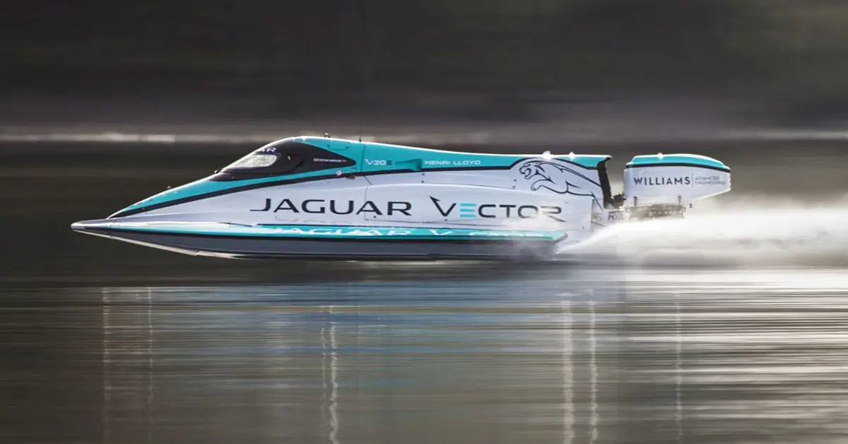 Jaguar: record del mondo di velocità per barche elettriche [Video] (3)