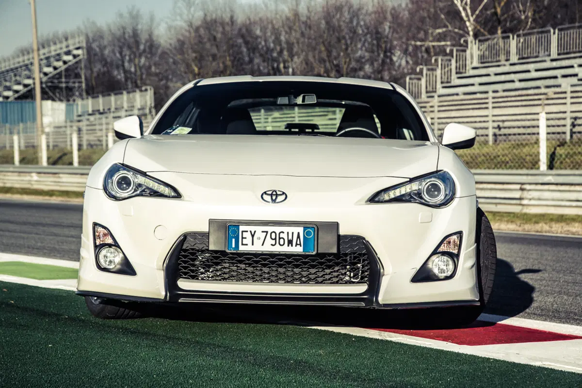 Le auto del Milione: Toyota GT86 (2)