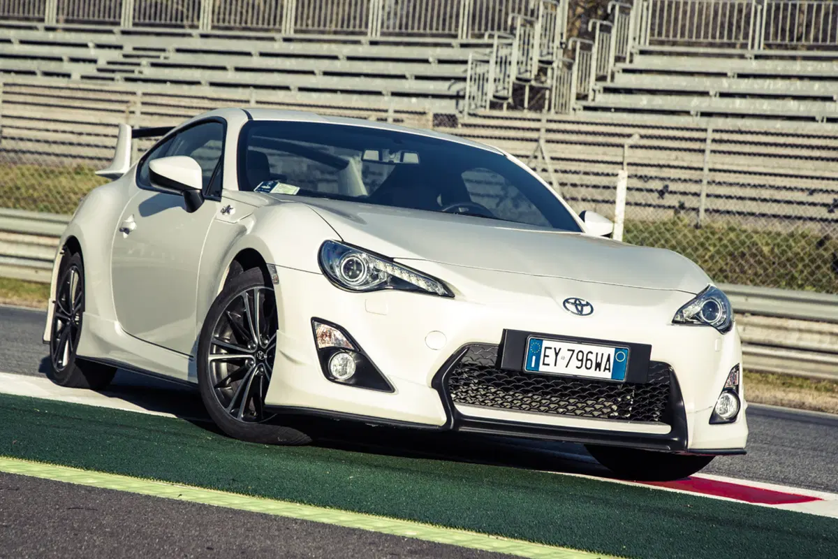 Le auto del Milione: Toyota GT86 (8)