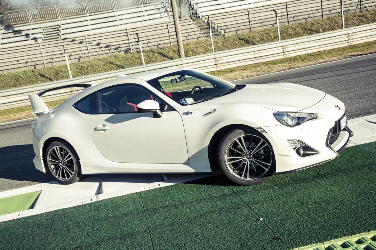 Le auto del Milione: Toyota GT86 (11)