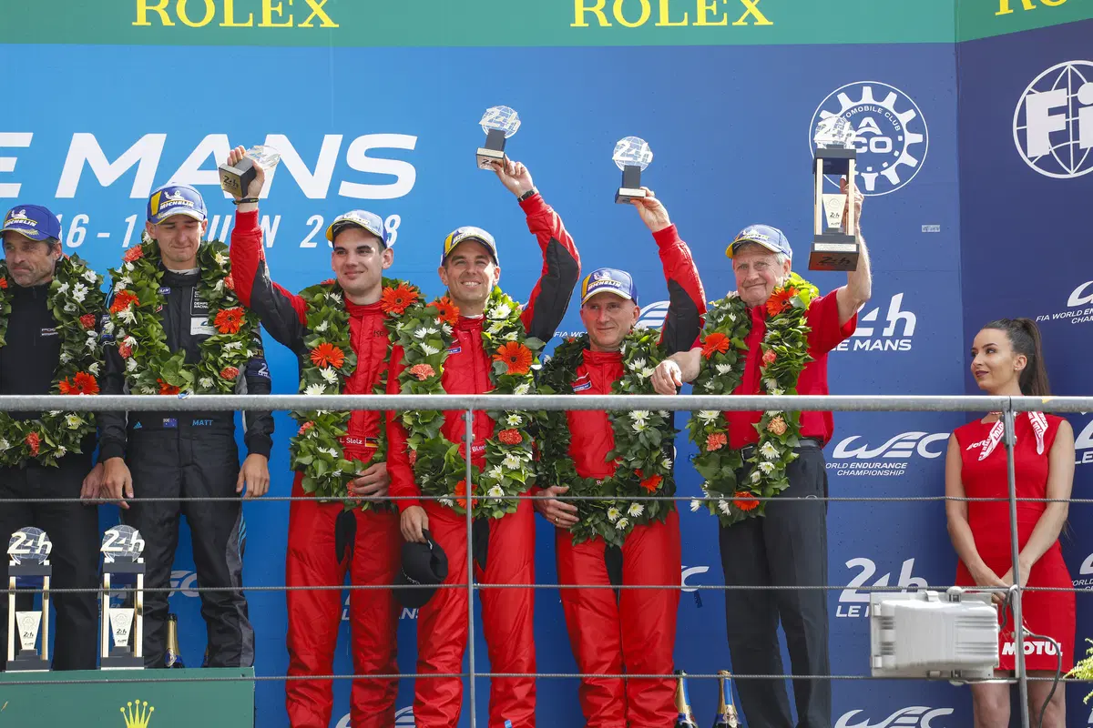 24 Ore di Le Mans, Doppietta Toyota: Alonso Nakajima e Buemi nella storia [video] (10)