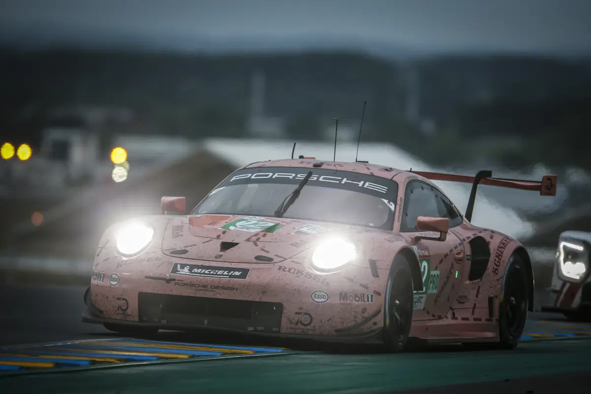 24 Ore di Le Mans, Doppietta Toyota: Alonso Nakajima e Buemi nella storia [video] (16)