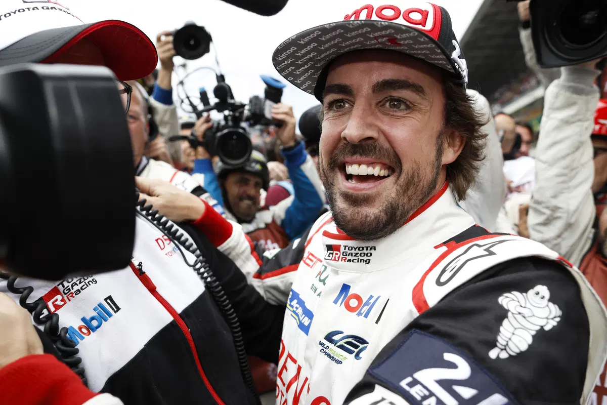 24 Ore di Le Mans, Doppietta Toyota: Alonso Nakajima e Buemi nella storia [video] (34)