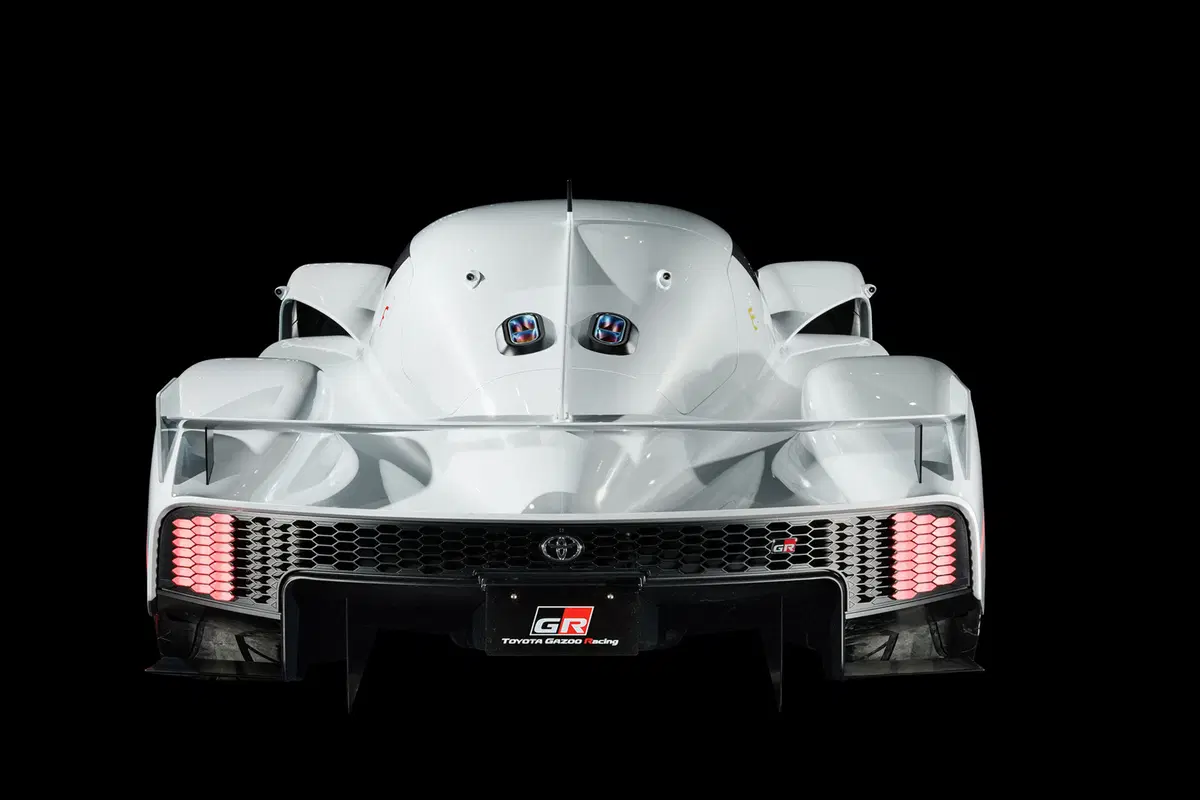 Toyota GR Super Sport Concept: figlia di Le Mans che scende in strada [video] (2)
