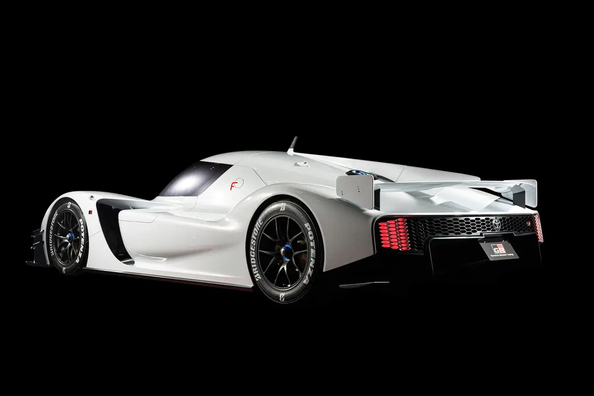 Toyota GR Super Sport Concept: figlia di Le Mans che scende in strada [video] (7)