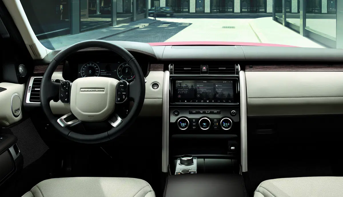 Land Rover Discovery MY 2019, le novità (15)