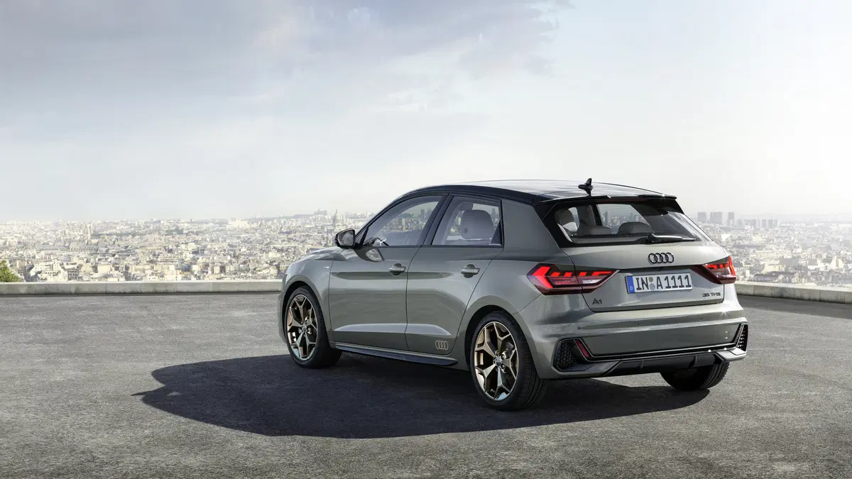 Nuova Audi A1 Sportback: eccola in anteprima [video] (10)