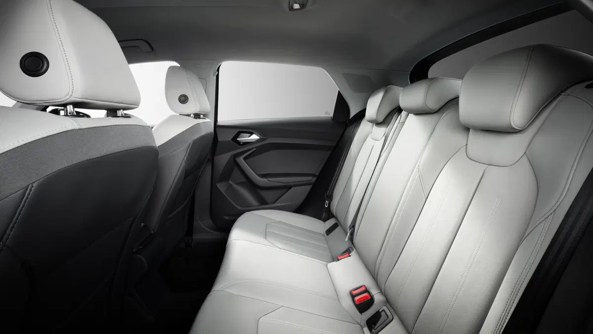 Nuova Audi A1 Sportback: eccola in anteprima [video] (12)