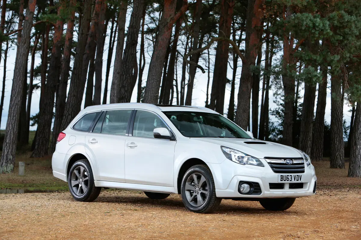 Subaru Outback 2.0d Lineartronic Unlimited (33)