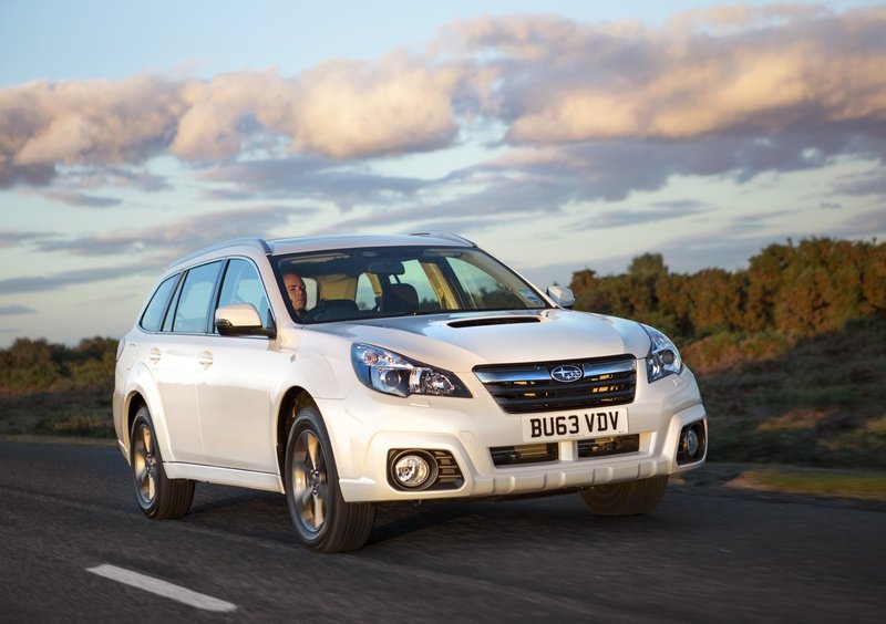 Subaru Outback (2015->>) (36)
