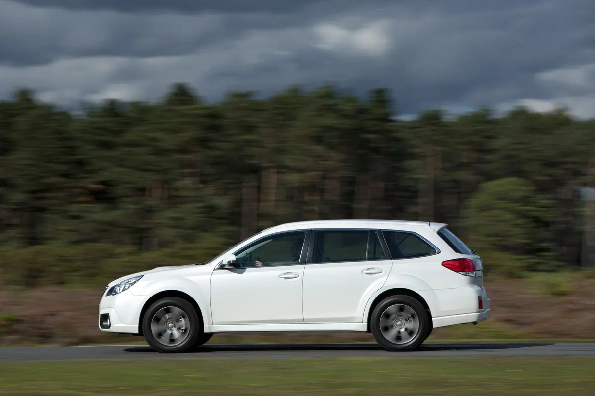 Subaru Outback 2.0d Lineartronic Unlimited (44)