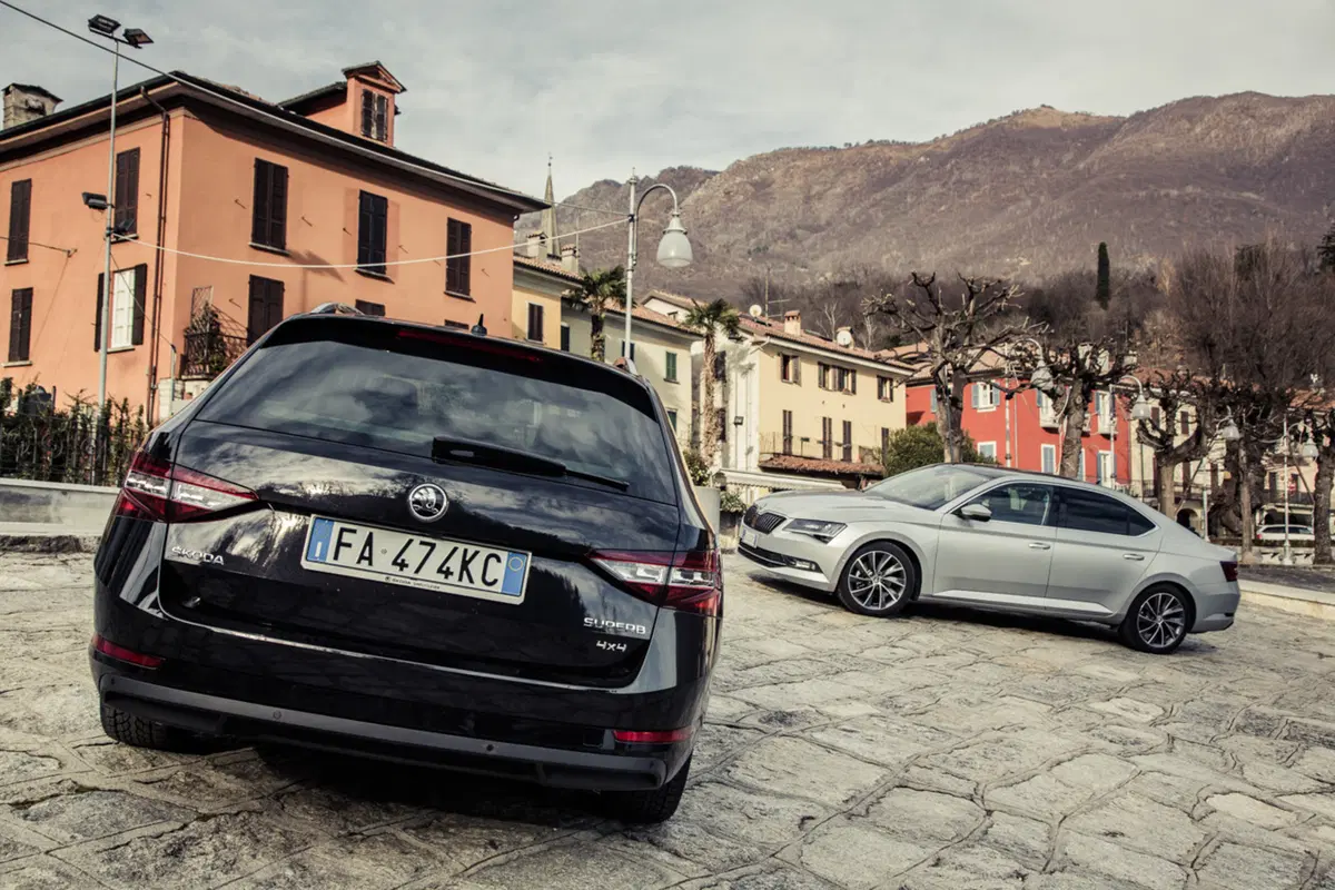 Nuova Skoda Superb: i cinque Mi piace" [Video] (16)