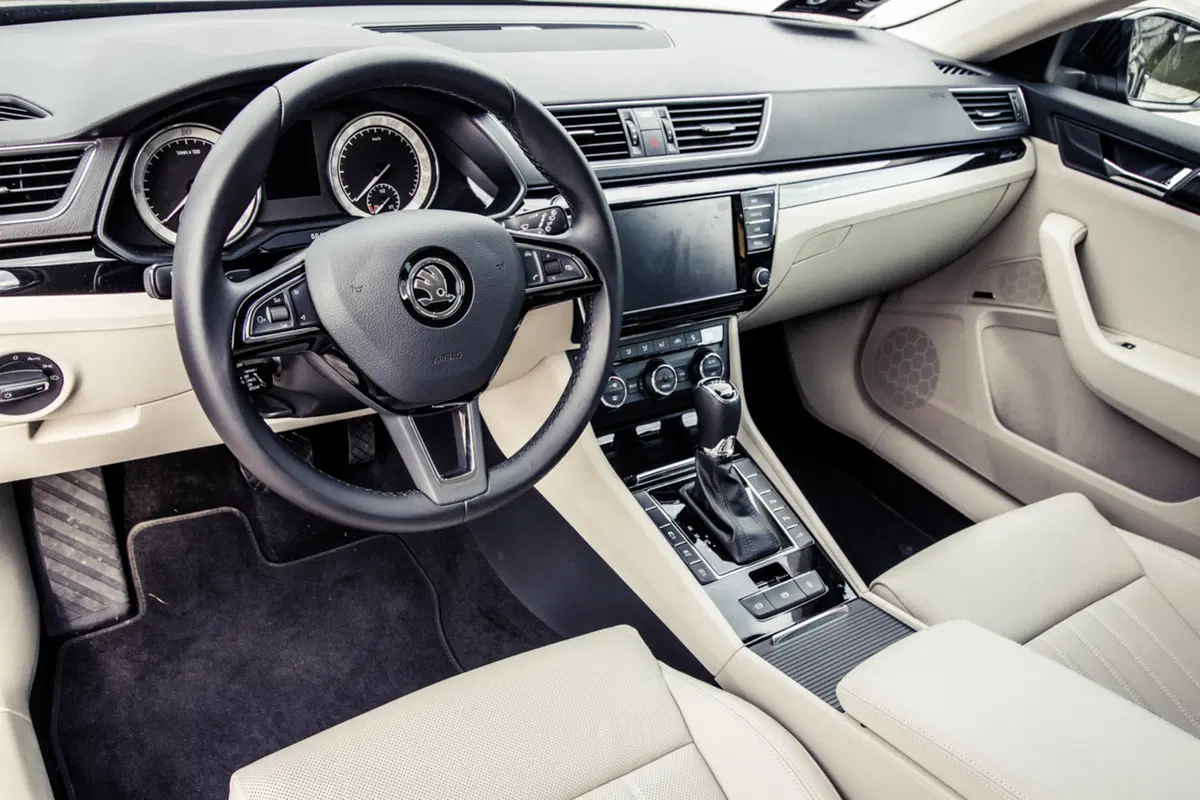 Nuova Skoda Superb: i cinque Mi piace" [Video] (21)