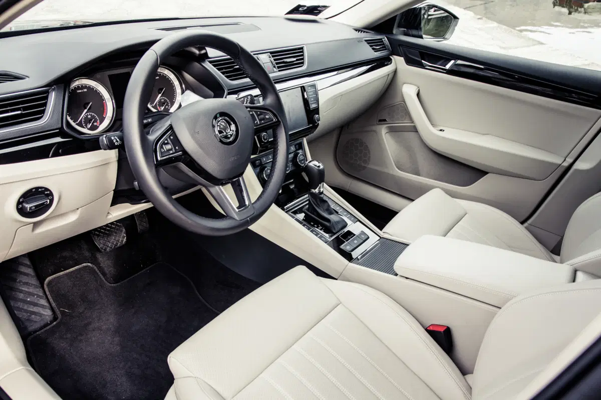 Nuova Skoda Superb: i cinque Mi piace" [Video] (22)