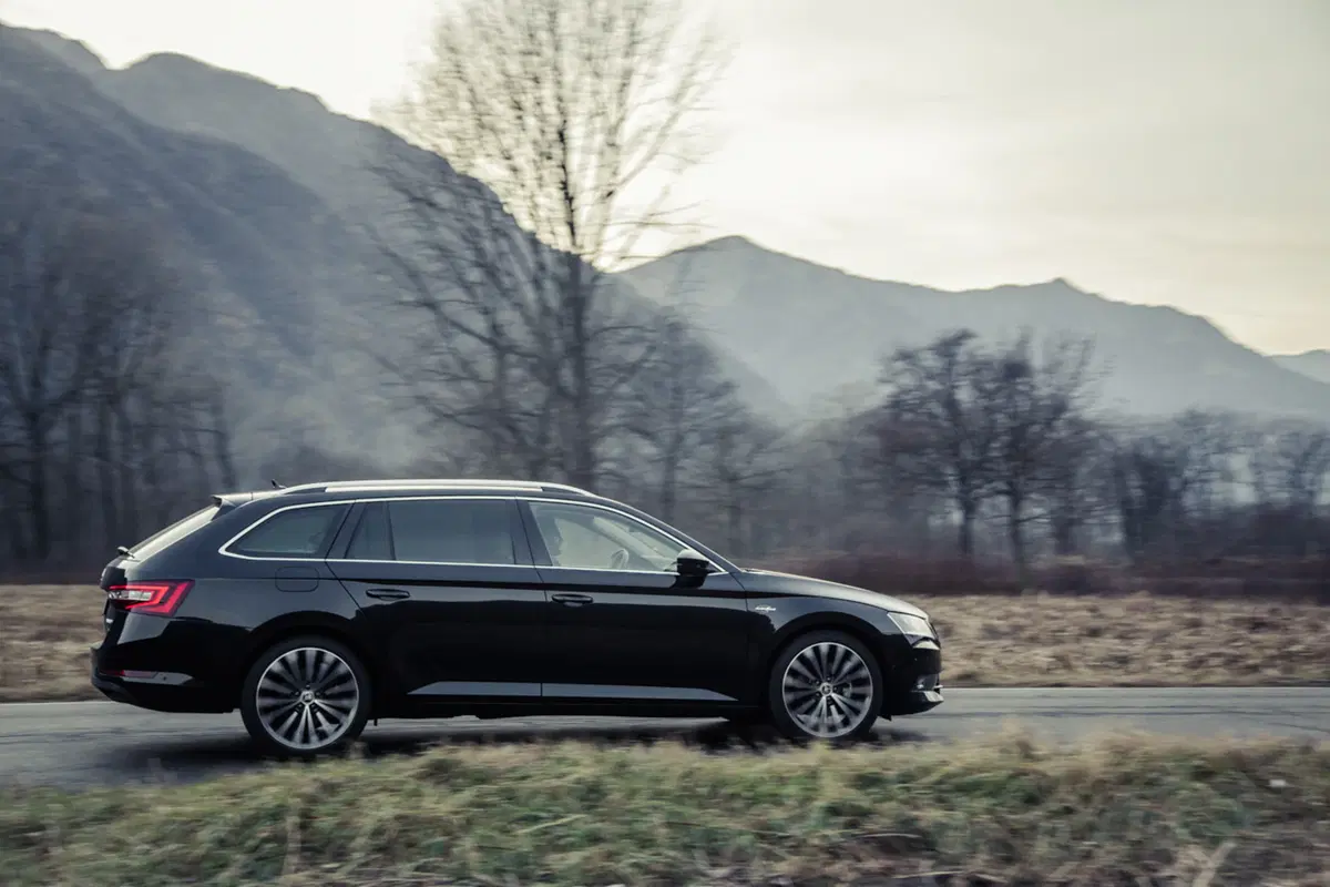 Nuova Skoda Superb: i cinque Mi piace" [Video] (5)