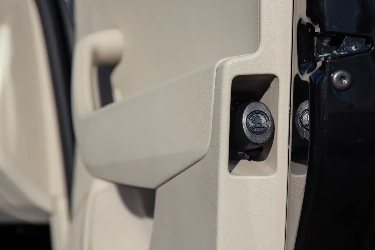 Nuova Skoda Superb: i cinque Mi piace" [Video] (35)