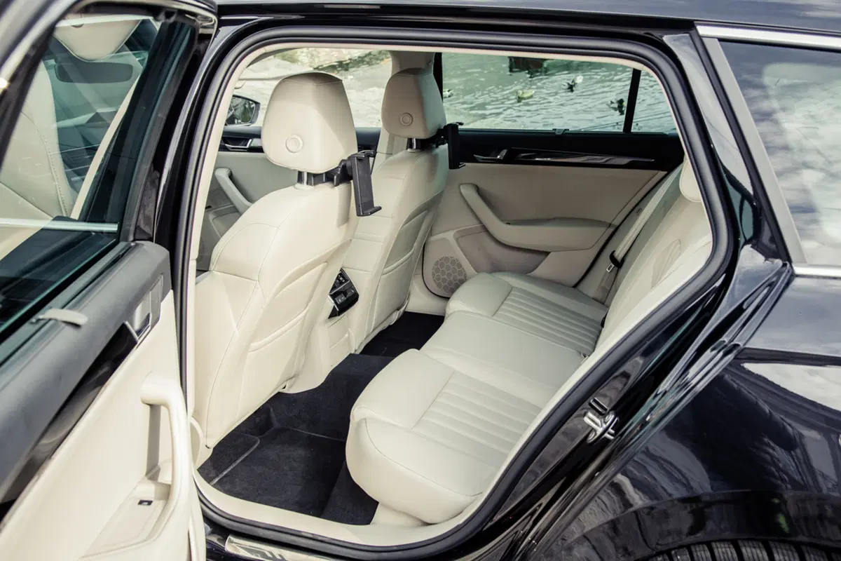 Nuova Skoda Superb: i cinque Mi piace" [Video] (26)