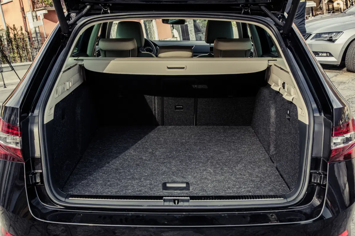 Nuova Skoda Superb: i cinque Mi piace" [Video] (34)
