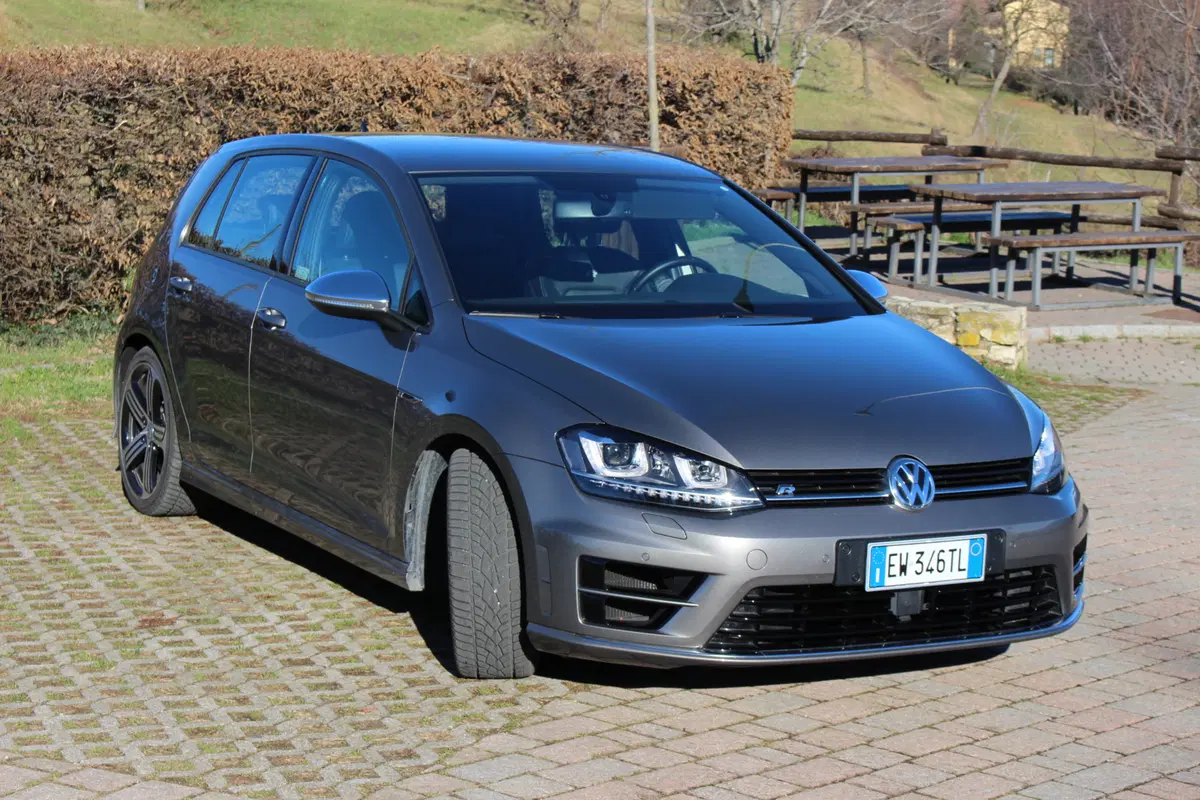 Volkswagen Golf R 5 porte | test drive #AMboxing (28)