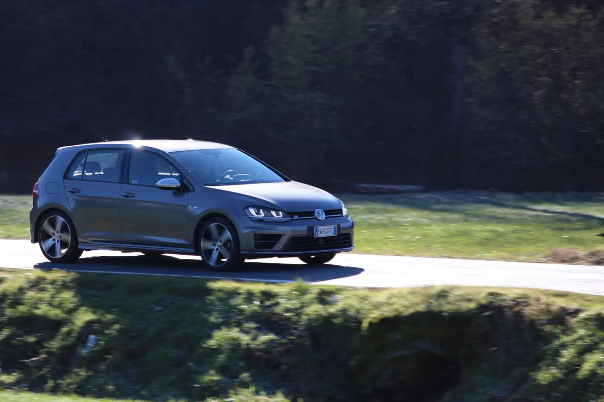 Volkswagen Golf R 5 porte | test drive #AMboxing (31)