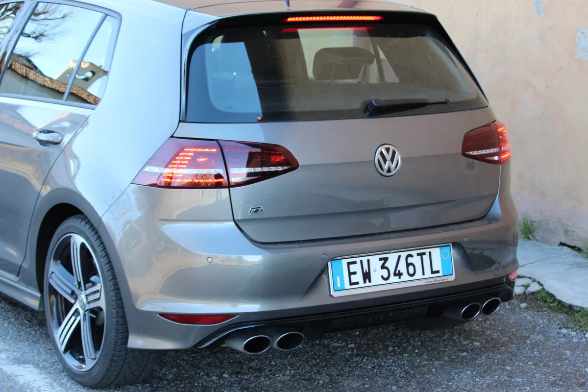 Volkswagen Golf R 5 porte | test drive #AMboxing (37)