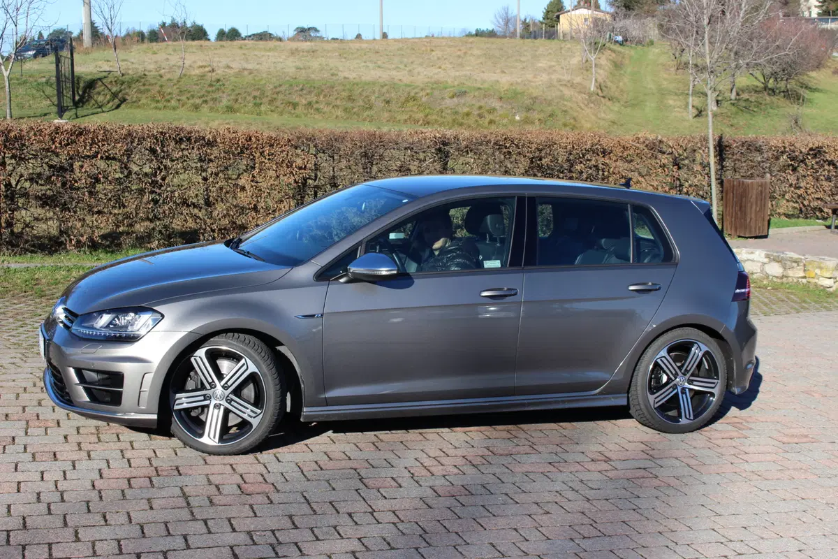 Volkswagen Golf R 5 porte | test drive #AMboxing (40)