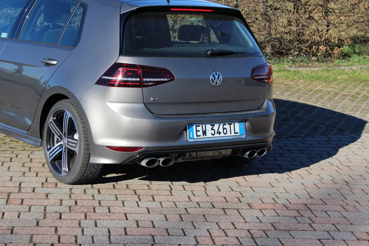 Volkswagen Golf R 5 porte | test drive #AMboxing (49)
