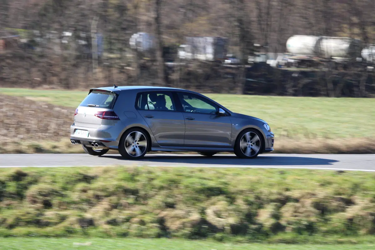 Volkswagen Golf R 5 porte | test drive #AMboxing (46)