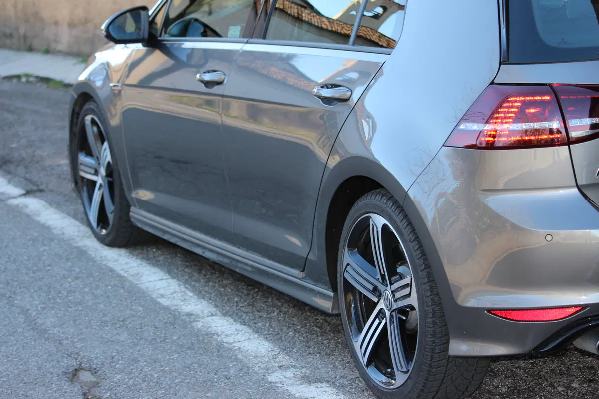 Volkswagen Golf R 5 porte | test drive #AMboxing (47)